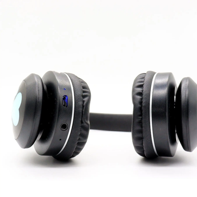 Навушники бездротові Bluetooth з таба лапкою, мікрофоном та кольоровим підсвічуванням, Чорні BZB-23 (L) - Фото 8 Навушники бездротові Bluetooth з таба лапкою, мікрофоном та кольоровим підсвічуванням, Чорні BZB-23 (L) - зображення 8