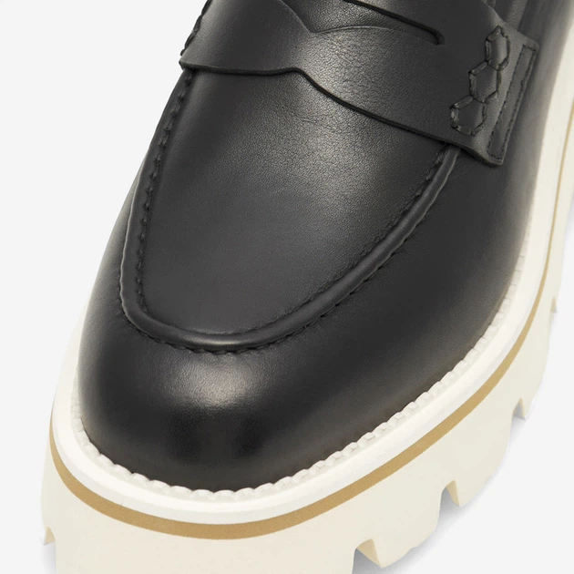 Женские лоферы кожаные Badura GISELLE-24SS202 5905588513964 39 25.6 см Черные (5905588514084) - Фото 8 Женские лоферы кожаные Badura GISELLE-24SS202 5905588513964 39 25.6 см Черные (5905588514084) - изображение 8