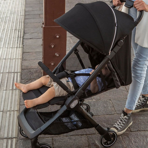 Коляска для прогулок и путешествий Chicco WE Stroller, черная - изображение 4