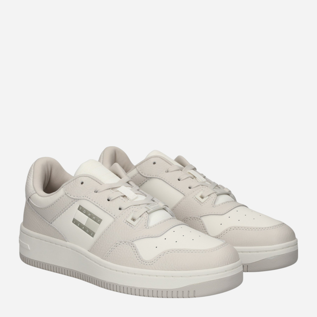 Sneakersy męskie skórzane Tommy Jeans EM0EM01513-P06 41 Jasnobeżowe (8720638190745) - obraz 2