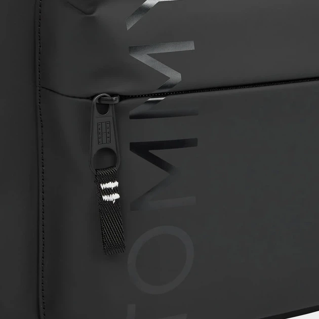 Рюкзак чоловічий 17 л вміщує формат А4 Tommy Hilfiger AM0AM12907-BDS Чорний (8720638197911) - зображення 3