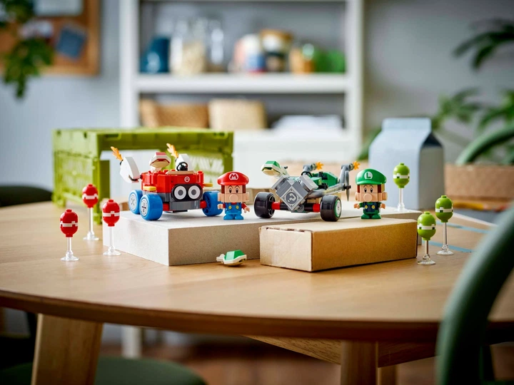 Конструктор LEGO Super Mario Mario Kart: Бэби Марио против Бэби Луиджи 321 элемент (72034) - Фото 8 Конструктор LEGO Super Mario Mario Kart: Бэби Марио против Бэби Луиджи 321 элемент (72034) - изображение 8
