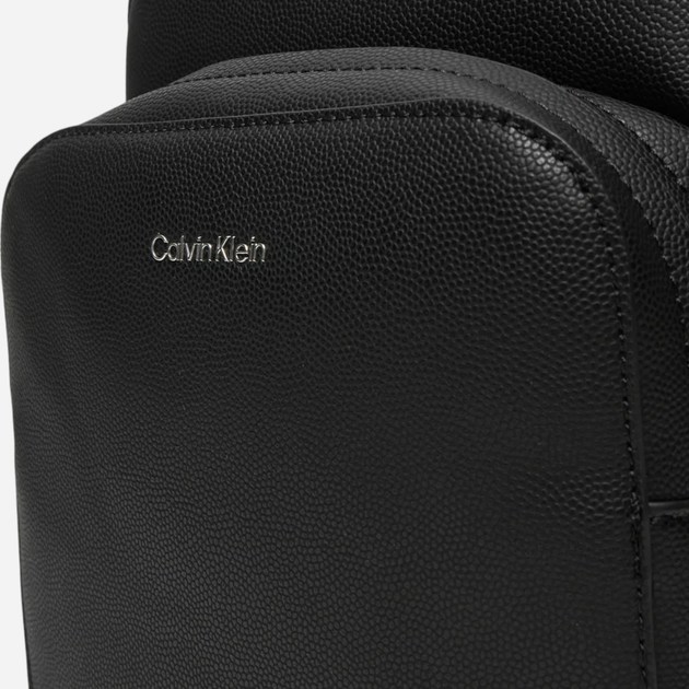 Сумка планшет чоловіча маленька Calvin Klein K50K512763-BEH Чорна (8721107058214) - зображення 4