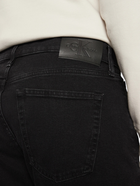Джинси Slim Fit чоловічі Calvin Klein Jeans J30J326532-1BY 36-34 Чорні (8720639960705) - зображення 5