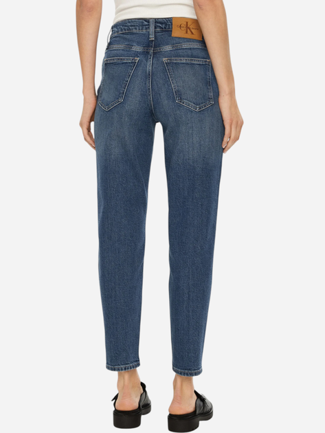 Джинси Regular Fit жіночі Calvin Klein Jeans J20J224514-1BJ 31-28 Темно-блакитні (8721107157092) - зображення 2