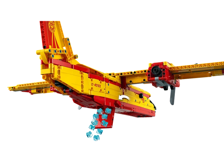 Конструктор LEGO Technic Firefighting Plane 1134 детали (42152) - Фото 5 Конструктор LEGO Technic Firefighting Plane 1134 детали (42152) - изображение 5
