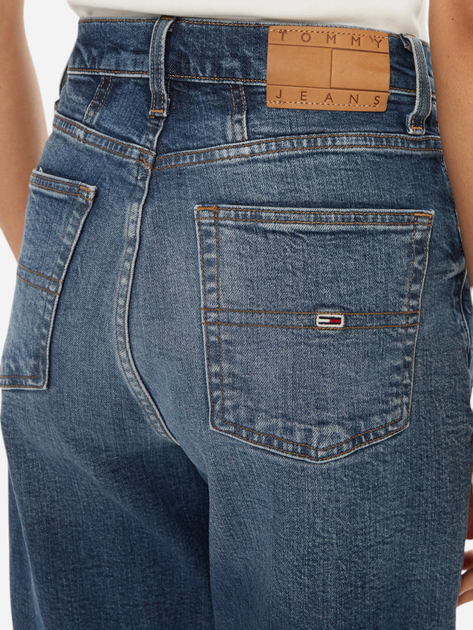 Jeansy mom fit damskie z wysokim stanem Tommy Jeans DW0DW20224-1BK 28-32 Ciemnoniebieskie (8720638472520) - obraz 5