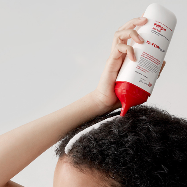 Пилинг для кожи головы с частицами соли из мертвого моря Dr.FORHAIR Sea Salt Scaler 300ml - изображение 3
