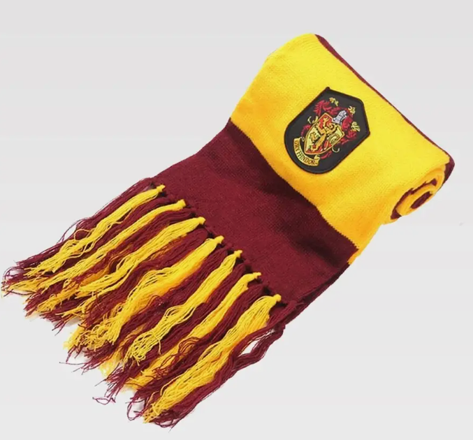 Шарф з бахромою та гербом ГРИФІНДОР Gryffindor / Harry Potter ГАРРІ ПОТТЕР 200 см (II) 33896 - Фото 2 Шарф з бахромою та гербом ГРИФІНДОР Gryffindor / Harry Potter ГАРРІ ПОТТЕР 200 см (II) 33896 - зображення 2