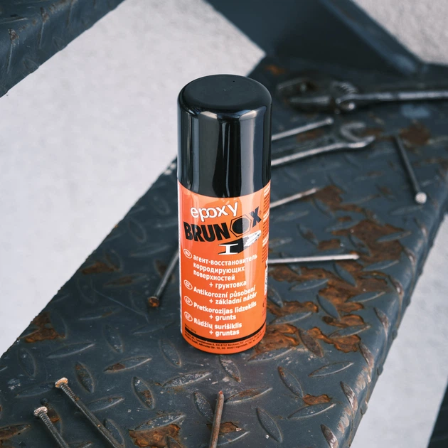 Перетворювач іржі та ґрунтовка 2-в-1 спрей Brunox Epoxy 150 ml об'єм 150 мл термін висихання 1 година (BR015EPRUCZ) - Фото 2 Перетворювач іржі та ґрунтовка 2-в-1 спрей Brunox Epoxy 150 ml об'єм 150 мл термін висихання 1 година (BR015EPRUCZ) - зображення 2