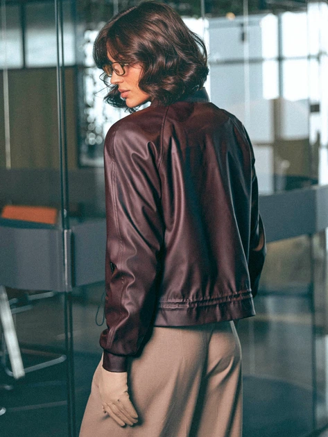 Curved Wind Jacket バーガンディ Куртка зі штучної шкіри жіноча Seventeen 2245.6262 S-M