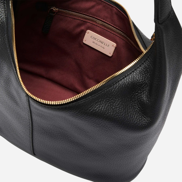 Torebka hobo damska skórzana Coccinelle Fernanda E1S4A130201-001 Czarna (800070338250) - obraz 3