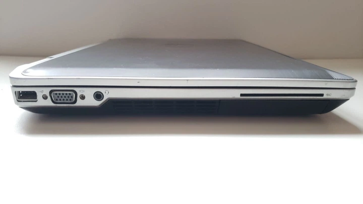 Ноутбук Dell Latitude E6420 / 14" (1600x900) TN / Intel Core i7-2620M (2 (4) ядра по 2.7 - 3.4 GHz) / 8 GB DDR3 / 256 GB SSD / Intel HD Graphics 3000 / WebCam б/у - изображение 5