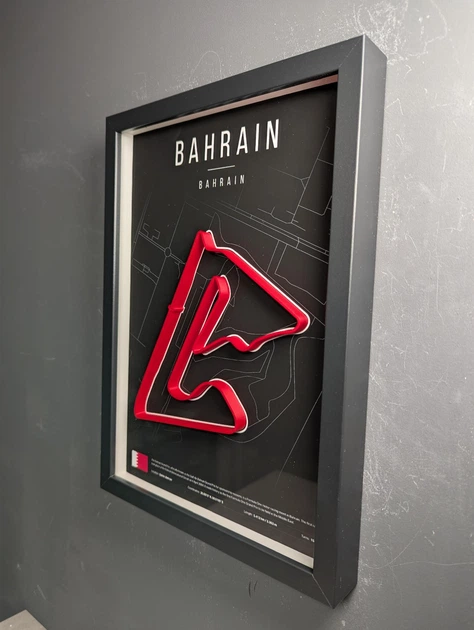 Об'ємна Рамка з 3D Трасою BAHRAIN Circuit (Bahrain International Circuit) / Sakhir, Bahrain / Сахір (Міжнародний автодром Бахрейну) в Масштабі 1:40 000 Red Matte / Frame 32x23x3 - зображення 7