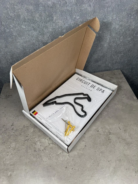 Металева Рамка 30x21см з 3D Трасою Circuit de Spa-Francorchamps / Stavelot, Belgium / Спа-Франкоршам в Масштабі 1:40 000 Black Matte / Рамка-Підставка 2в1 на Стіну або Полку - зображення 14