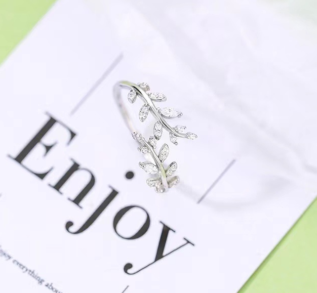 Кольцо Fashion Jeverly веточка с камушками циркония регулируемое, серебристое (SVS) - изображение 6