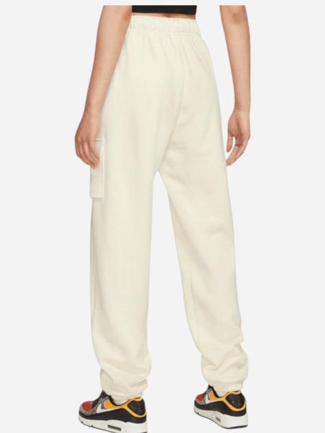 Спортивні штани на флісі жіночі Nike W Nsw Club Flc Mr Pant Cargo DQ5196-113 S Бежеві (196153342064) - зображення 4