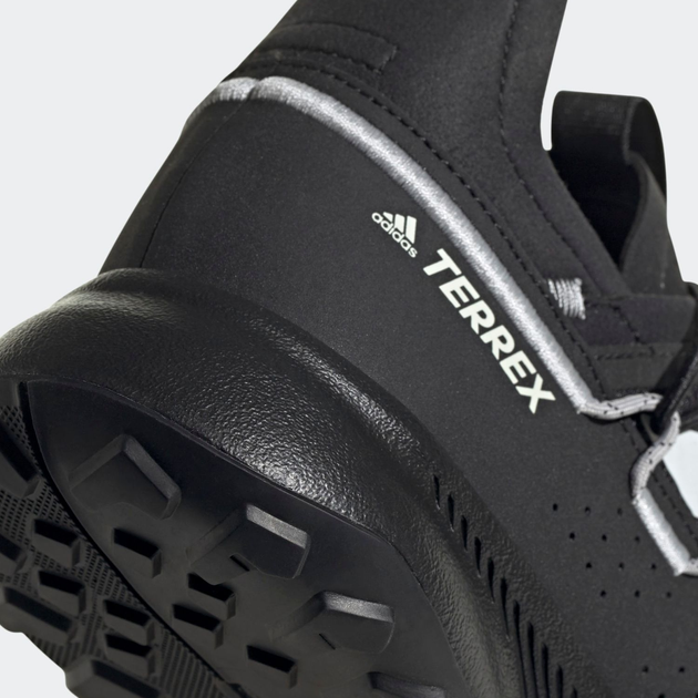 Чоловічі кросівки для туризму adidas Terrex Voyager 21 FZ2225 43.5 (9UK) 27.5 см Чорні (4062065960756) - зображення 8