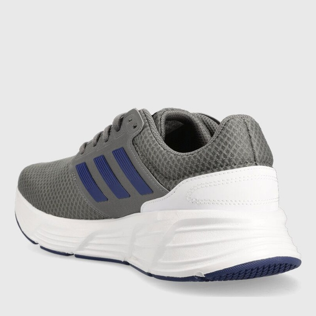 Buty do biegania męskie adidas Galaxy 6 HP2420 45.5 (10.5UK) 29 cm Szare (4066748604166) - obraz 3