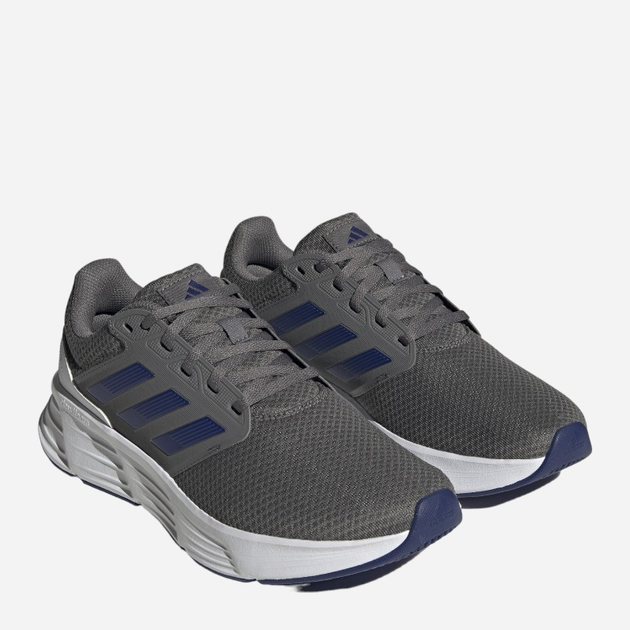 Чоловічі кросівки для бігу adidas Galaxy 6 HP2420 42 (8UK) 26.5 см Сірі (4066748604197) - зображення 5