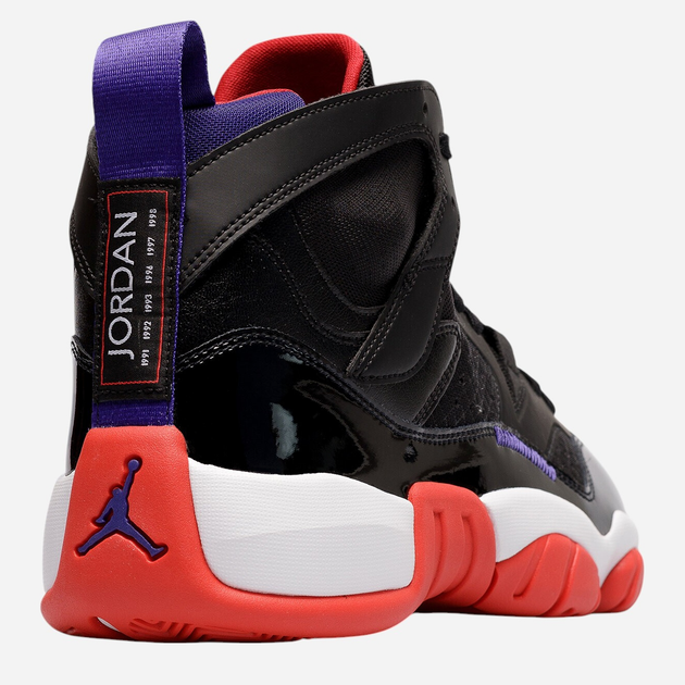 Чоловічі кросівки для баскетболу Nike Jordan Jumpman Two Trey DO1925-001 44 (10US) Чорні (196149159645) - зображення 5