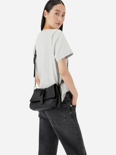 Сумка крос-боді через плече жіноча з натуральної шкіри середня Furla Flow M WB00996BX2045O60001020 Чорна (800070319081) - зображення 2