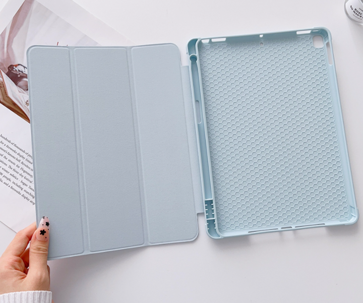 Чехол-книжка CDK для Apple iPad 11" A16 2025 | Экокожа силикон Corner Smart Case Стилус (015522) (white ice) - Фото 6 Чехол-книжка CDK для Apple iPad 11" A16 2025 | Экокожа силикон Corner Smart Case Стилус (015522) (white ice) - изображение 6