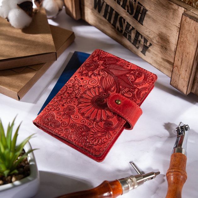Шкіряний портмоне для паспорта / ID документів HiArt PB-02/1-S18-1440-T005 Shabby Red Berry "Mehendi Art" - зображення 6