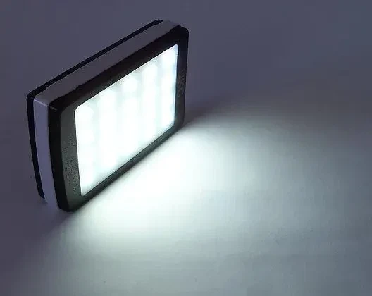 Повербанк UKC Solar 90000 mAh с LED фонарем и солнечной панелью 4531 - изображение 7