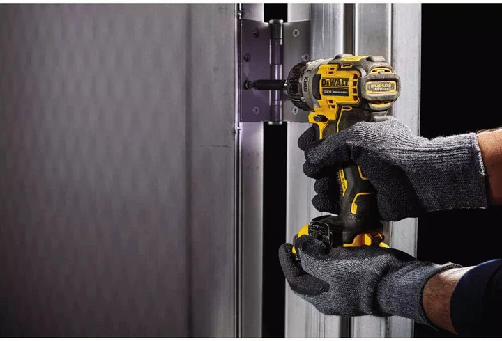 Шуруповерт DeWALT DCF601D2 - Фото 5 Шуруповерт DeWALT DCF601D2 - изображение 5
