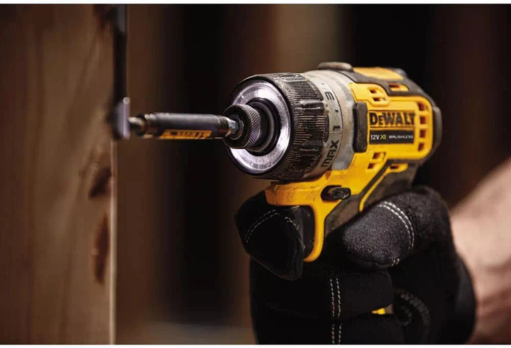 Шуруповерт DeWALT DCF601D2 - Фото 6 Шуруповерт DeWALT DCF601D2 - изображение 6