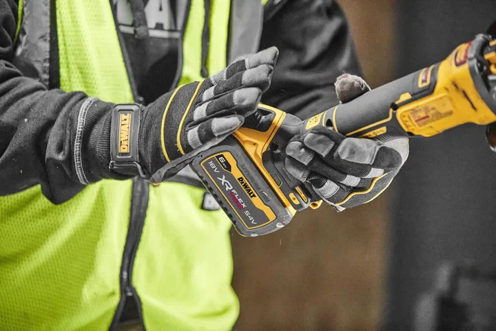 Аккумуляторная угловая шлифовальная машина DeWALT DCG409T1 - изображение 7