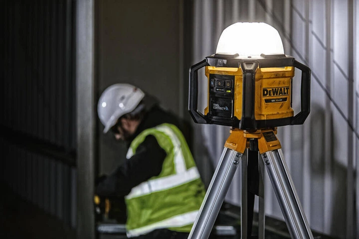 Ліхтар світлодіодний акумуляторний DeWALT DCL074 - зображення 6