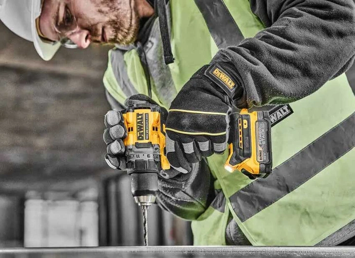 Дрель-шуруповерт аккумуляторная бесщеточная DeWALT DCD800E1T - Фото 7 Дрель-шуруповерт аккумуляторная бесщеточная DeWALT DCD800E1T - изображение 7