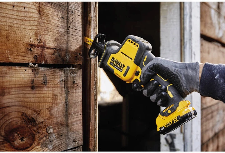 Пила сабельная аккумуляторная DeWALT DCS312D2 - Фото 5 Пила сабельная аккумуляторная DeWALT DCS312D2 - изображение 5