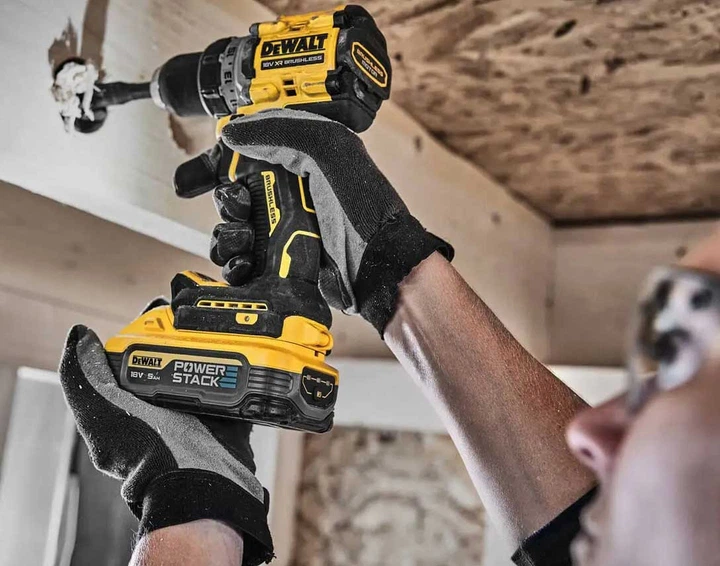 Дрель-шуруповерт аккумуляторная бесщеточная DeWALT DCD800H2T - Фото 5 Дрель-шуруповерт аккумуляторная бесщеточная DeWALT DCD800H2T - изображение 5