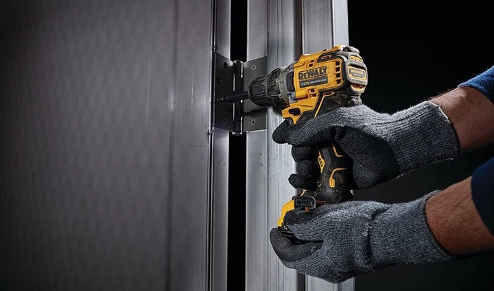 Акумуляторний дриль-шурупокрут DeWALT DCD703NT - зображення 5