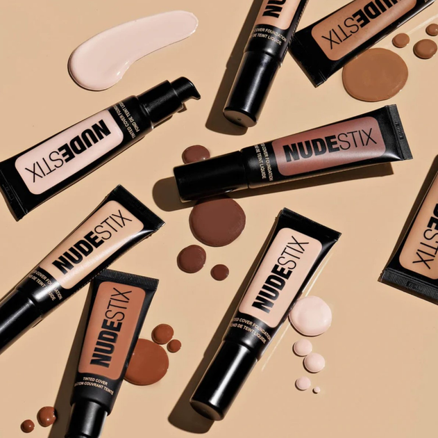 Тональна основа Nudestix Tinted Cover освітлювальна 1.5 Nude 25 мл (839174001823) - зображення 6
