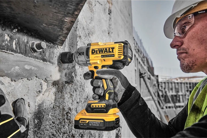 Гайковерт аккумуляторный ударный бесщеточный DeWALT DCF900NT - зображення 6