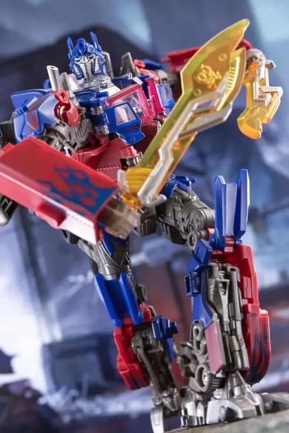 Робот-трансформер Оптімус Прайм 17,5 см з кінофільму Трансформери - Optimus Prime, TW-1022 - Фото 6 Робот-трансформер Оптімус Прайм 17,5 см з кінофільму Трансформери - Optimus Prime, TW-1022 - изображение 6