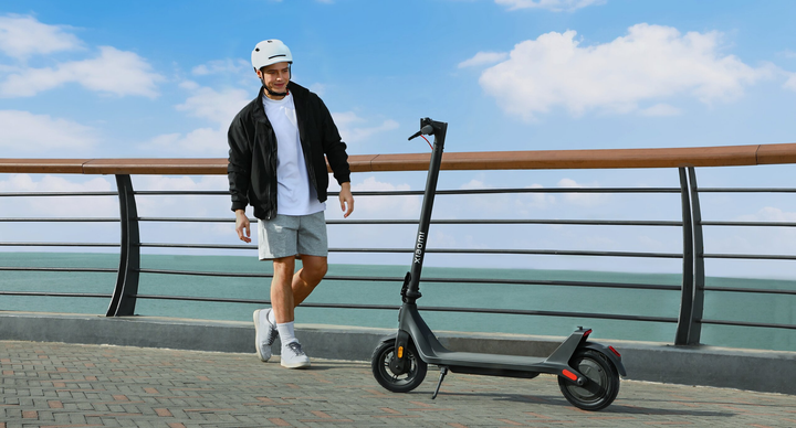 Hulajnoga elektryczna Xiaomi Mi Electric Scooter 4 Lite 2nd Gen (BHR8052GL) - obraz 8