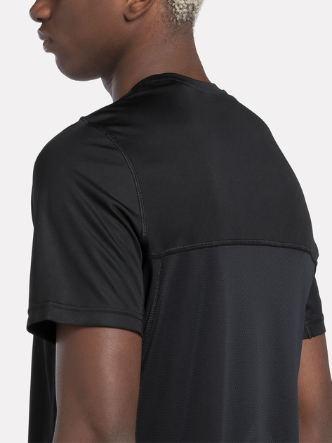 Футболка спортивна чоловіча Reebok Running Ss Speedwick Tee 100070571 S Чорна (4066761025436) - зображення 4