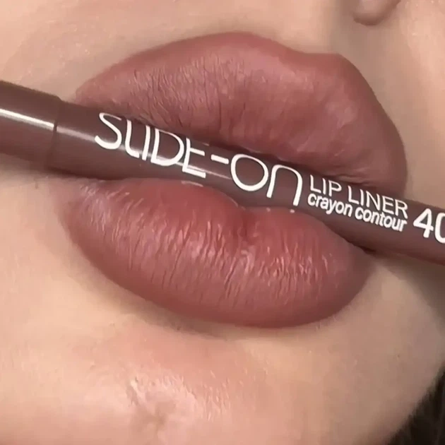 Карандаш механический для губ Triumph SLIDE-ON Lip Liner TF Триумф CU17 для губ, №40 - Фото 2 Карандаш механический для губ Triumph SLIDE-ON Lip Liner TF Триумф CU17 для губ, №40 - изображение 2
