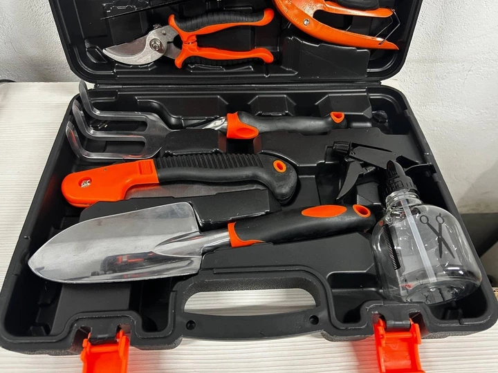 Набір садових інструментів у кейсі 14 в 1 Gardening Set ART Універсальний садовий набір - зображення 3