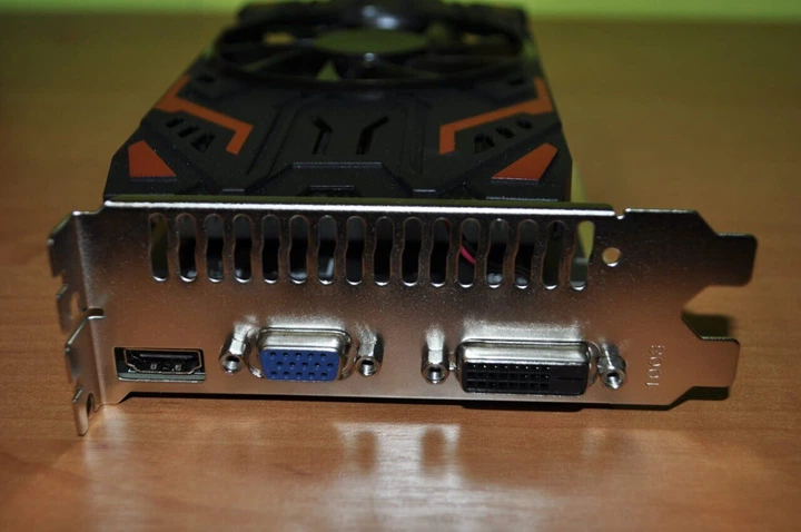 Дискретная видеокарта nVidia GeForce GTX 550 Ti, 4 GB GDDR5, 128-bit / VGA, DVI, HDMI - изображение 11