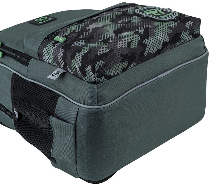 Рюкзак шкільний GoPack Education Legion 41x29x17 см 15 л Хакі (GO25-182M-5) - зображення 8