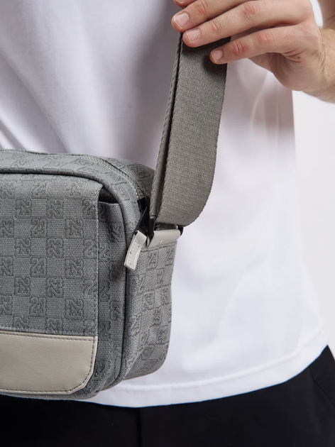 Сумка через плечо Jordan Monogram серого цвета. - изображение 5