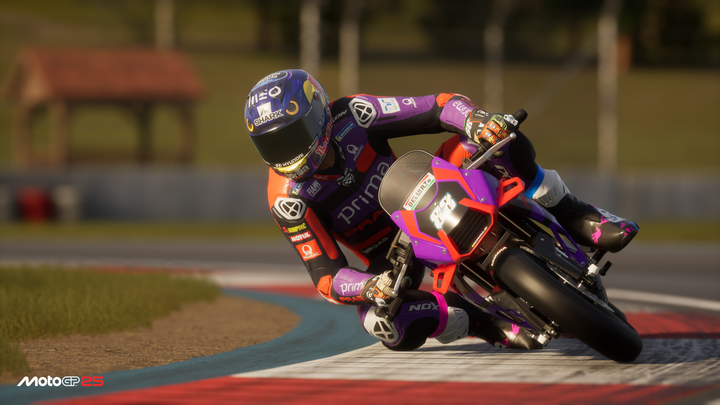 Гра PS5 MotoGP 25 Day One (диск Blu-ray) (8056216170107) - зображення 5