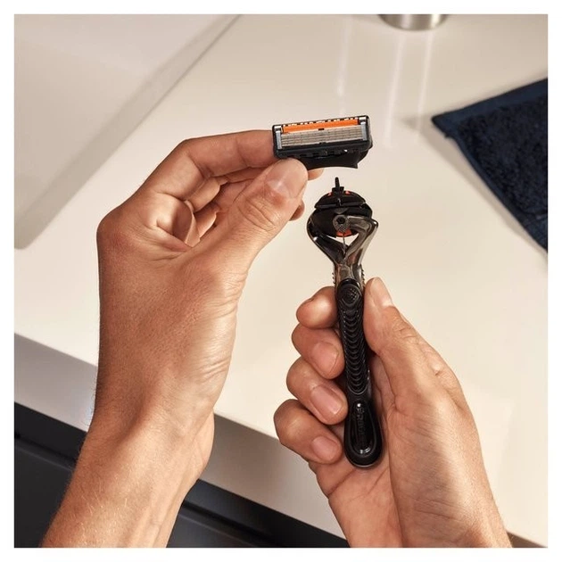 Сменные кассеты (картриджи) для бритья Gillette Fusion ProGlide 8шт в упаковке (57345022) - изображение 7
