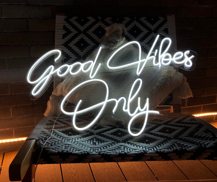 Неоновая вывеска «Good vibes» 60х42 cм - изображение 4